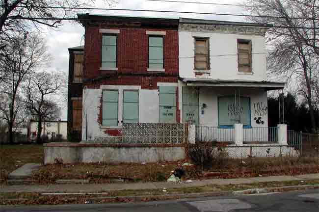 2917 Saunders Street, Camden NJ, December 2002
