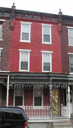 654 Washington Street, Camden NJ, December 2002 - right view