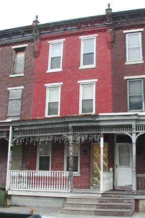 654 Washington Street, Camden NJ, December 2002 - left view