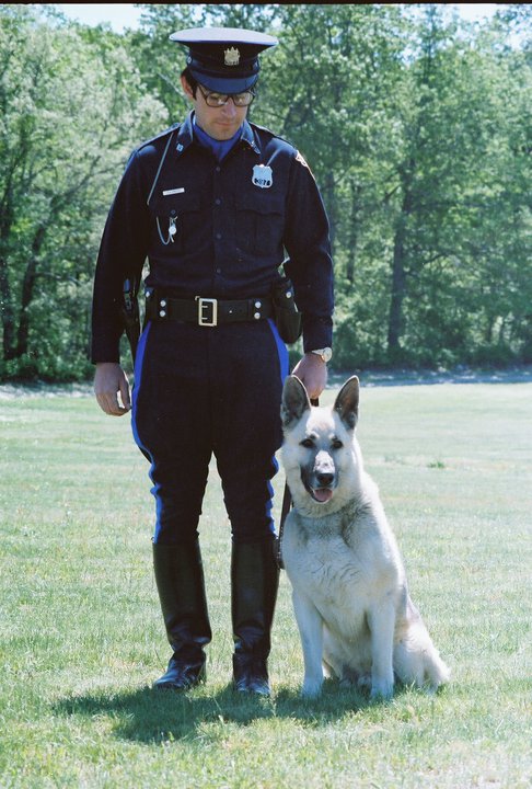 Officer Don Forsyth and his dog Schnitz