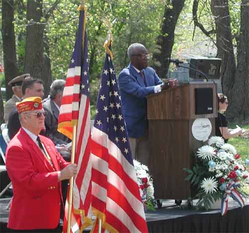 Regina L. Thomas, New Jersey Secretary of State, with Frederick Pierce, great-grandson of John H. Lawson