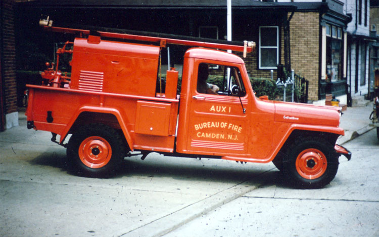 1960 Willys Jeep Skid Pump 500 GPM, Engine Company 11