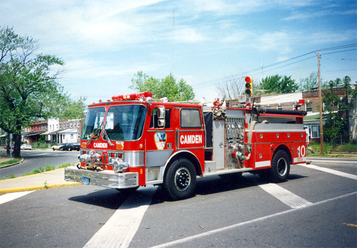 Hahn 1000 gpm Pumper, Engine Company 10, 1990s, looking from firehouse northwest towards Morgan Boulevard