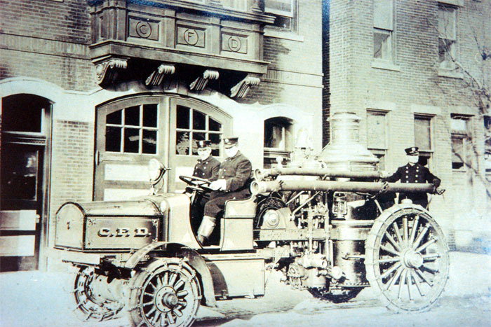 Engine Company 7, circa 1916 — 1902 Metropolitan second class steamer after electric motor conversion