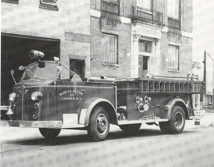 1951 American LaFrance 1000 GPM Pumper L-4456, 1952