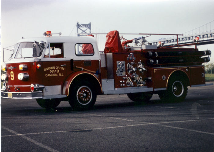 1967 American LaFrance Pumper, Engine Company 9