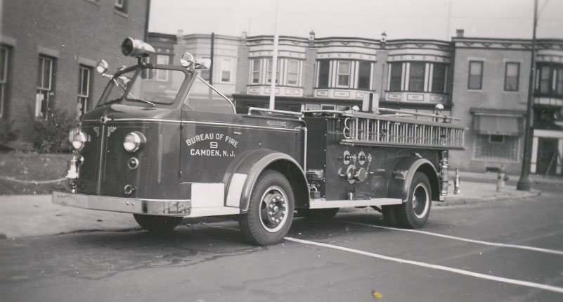 1955 American LaFrance Pumper 1000 GPM, 1955