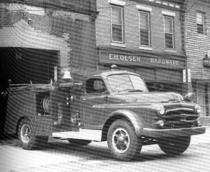 Engine Company 3, 1953 — Dodge Hose Wagon Pumper 200 gpm