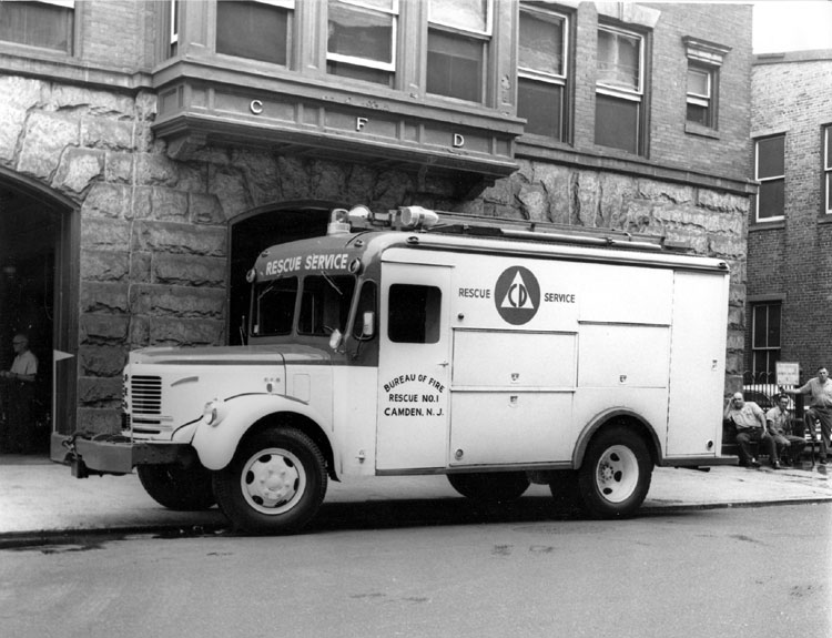 Rescue Company 1, 1954 Diamond Reo, 1960