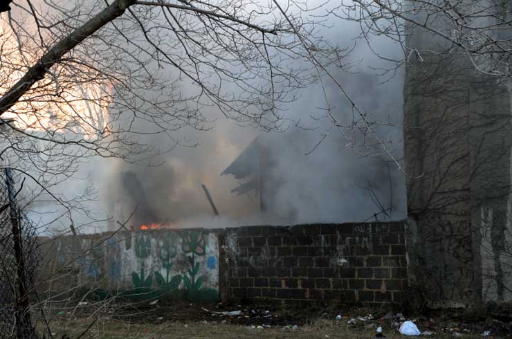 January 5, 2012 326 Royden Street — cfd 010512 9463 1a