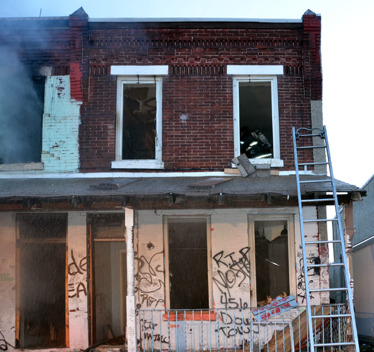 January 5, 2012 326 Royden Street — cfd 010512 9506 1b