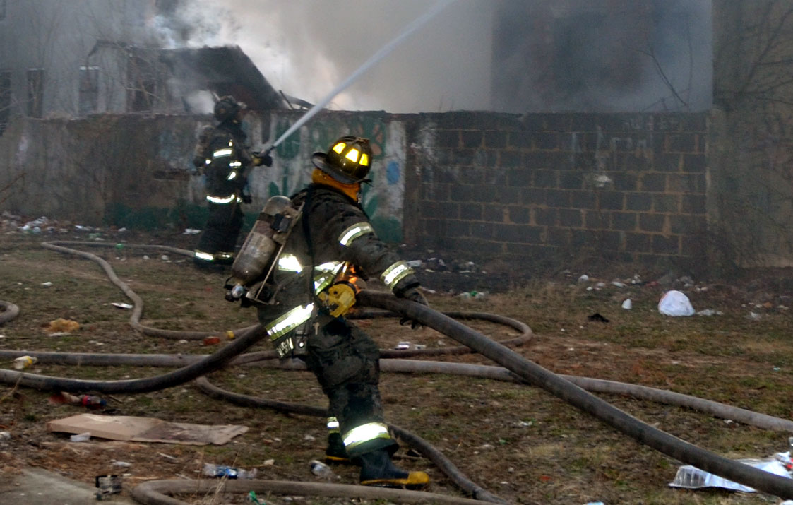 January 5, 2012 326 Royden Street — cfd 010512 9540 2b