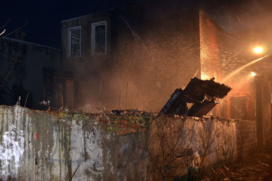 January 5, 2012 326 Royden Street — cfd 010512 9736 1b