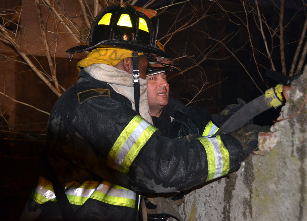 January 5, 2012 326 Royden Street — cfd 010512 9738 1b