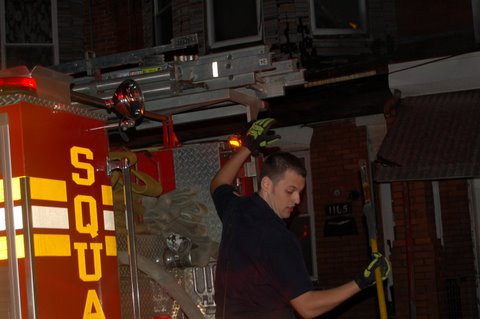 1167 and 1169 Sheridan Street - November 8, 2011 — dsc_0021