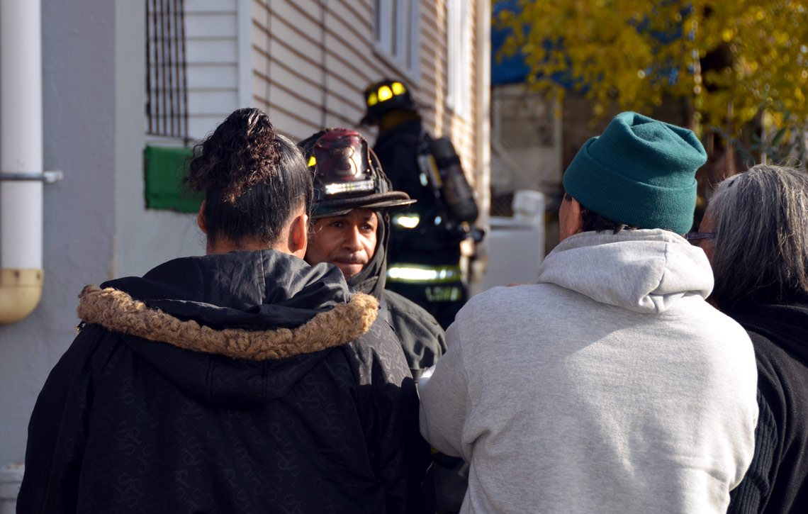 3 jobs - 3814 High Street - November 19, 2011 — cfd 111911 6933 01b