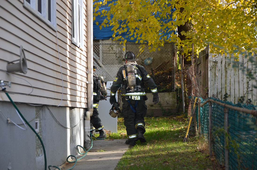 3 jobs - 3814 High Street - November 19, 2011 — cfd 111911 6939 01b