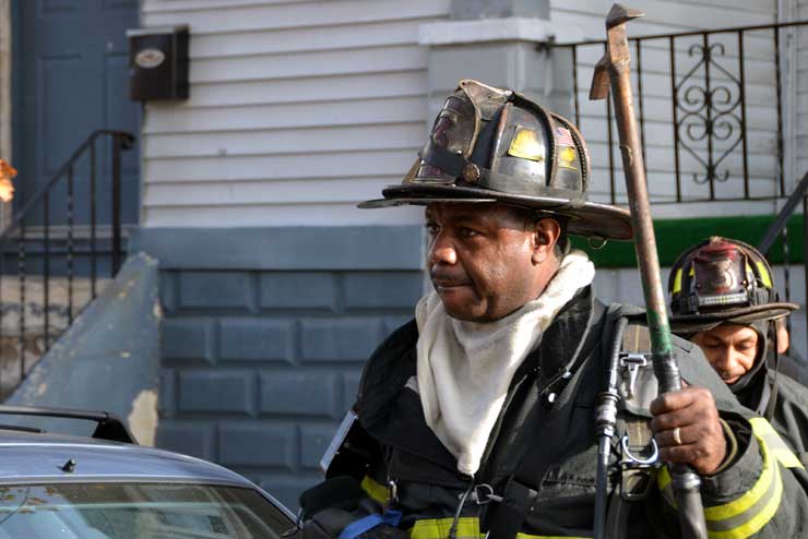 3 jobs - 3814 High Street - November 19, 2011 — cfd 111911 6944 01a