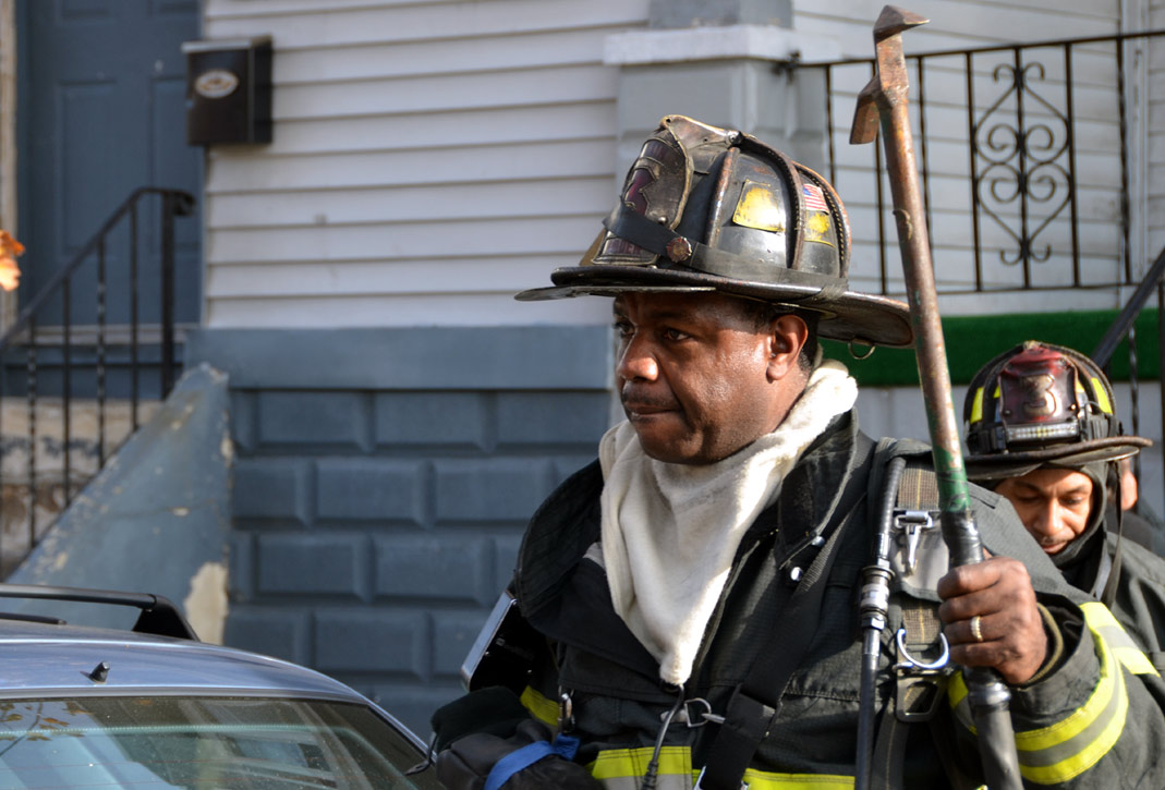 3 jobs - 3814 High Street - November 19, 2011 — cfd 111911 6944 01b