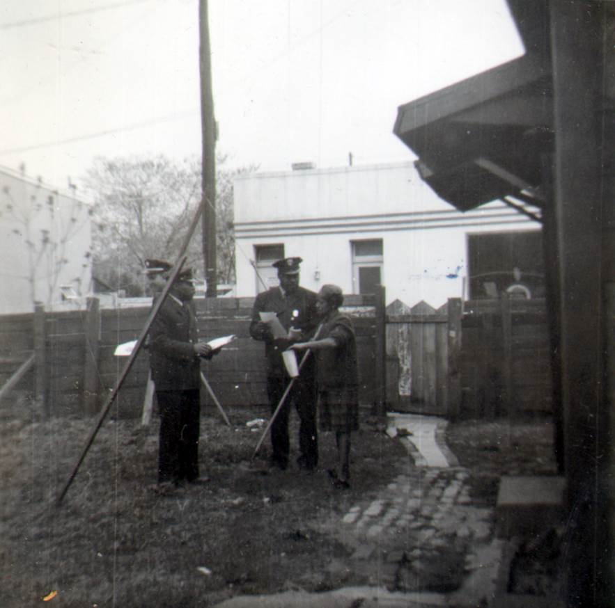 Cleanup campaign, 1964, photograph 7