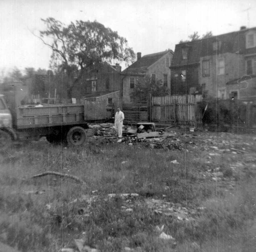 Cleanup campaign, 1965, photograph 4