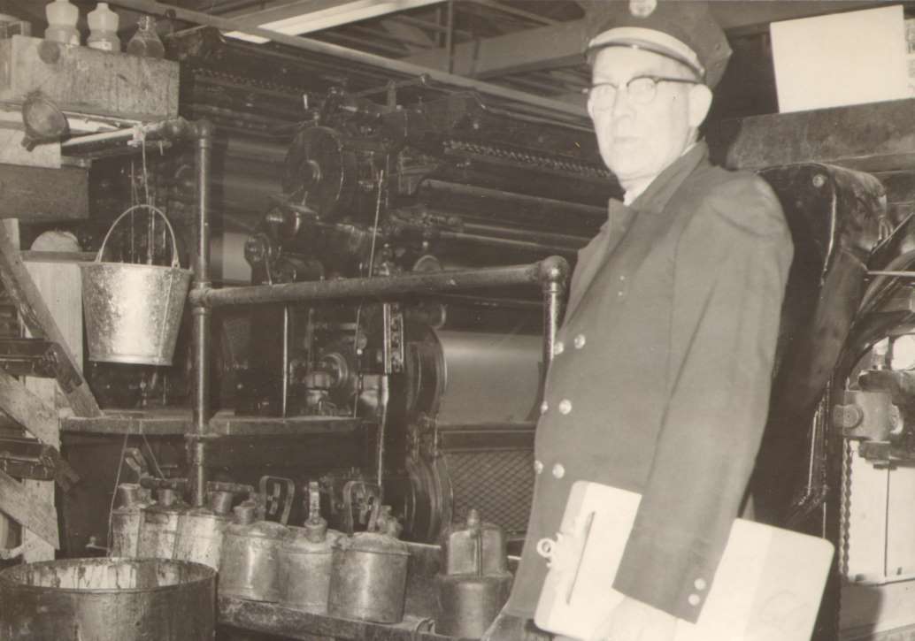 Fire inspection at Alpha Graphics, 48 North 22nd Street, 1966, photo 4
