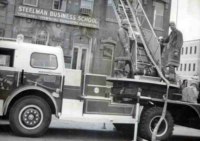Fire training at Steelman Business School, 502 Linden Street, 1968 — photo 2