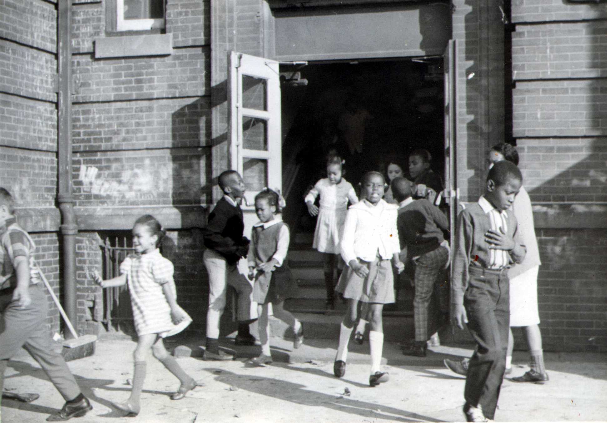 Fire drill at Lincoln School on Kaighn Avenue, 1968, photo 2