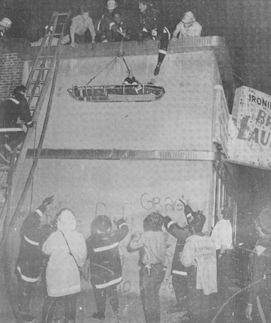 Broadway and Division Streets fire, April 18, 1977