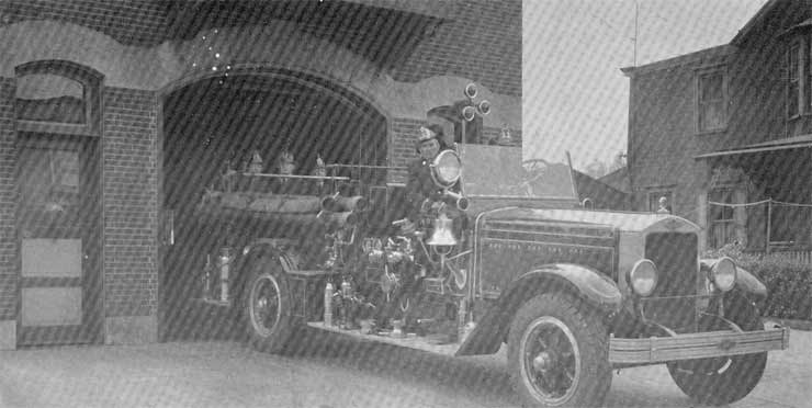 Engine 11 platoon circa 1931, 27th Street and Hayes Avenue