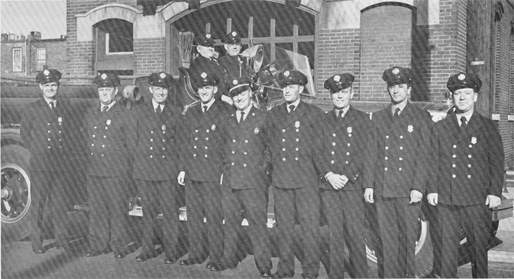 Engine 6 crew at Front and Linden Streets circa 1949