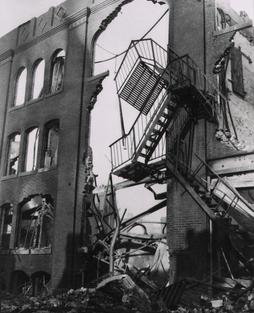 The Hollingshead fire, Camden, NJ, July 30, 1940 — photo 6