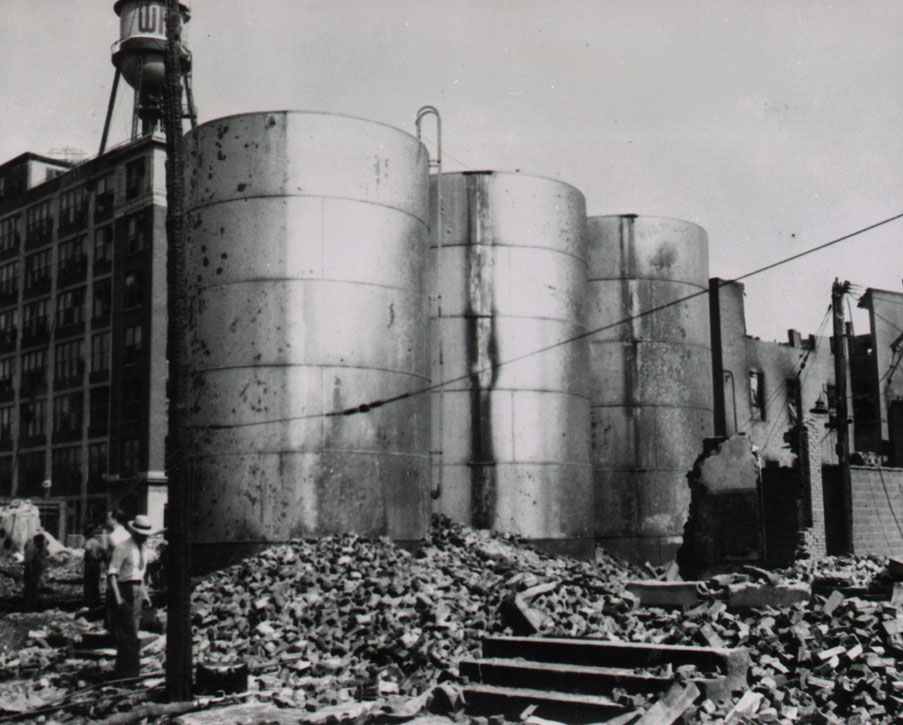 The Hollingshead fire, Camden, NJ, July 30, 1940 — photo 12