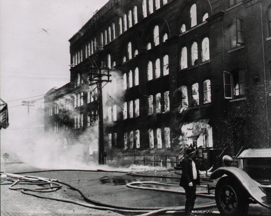 The Hollingshead fire, Camden, NJ, July 30, 1940 — photo 15