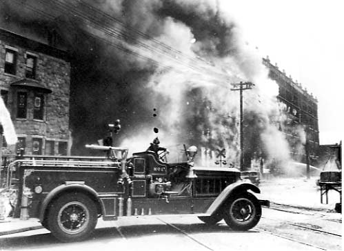 The Hollingshead fire — water shortage at the northeast corner of 9th and Market Street, Camden, NJ