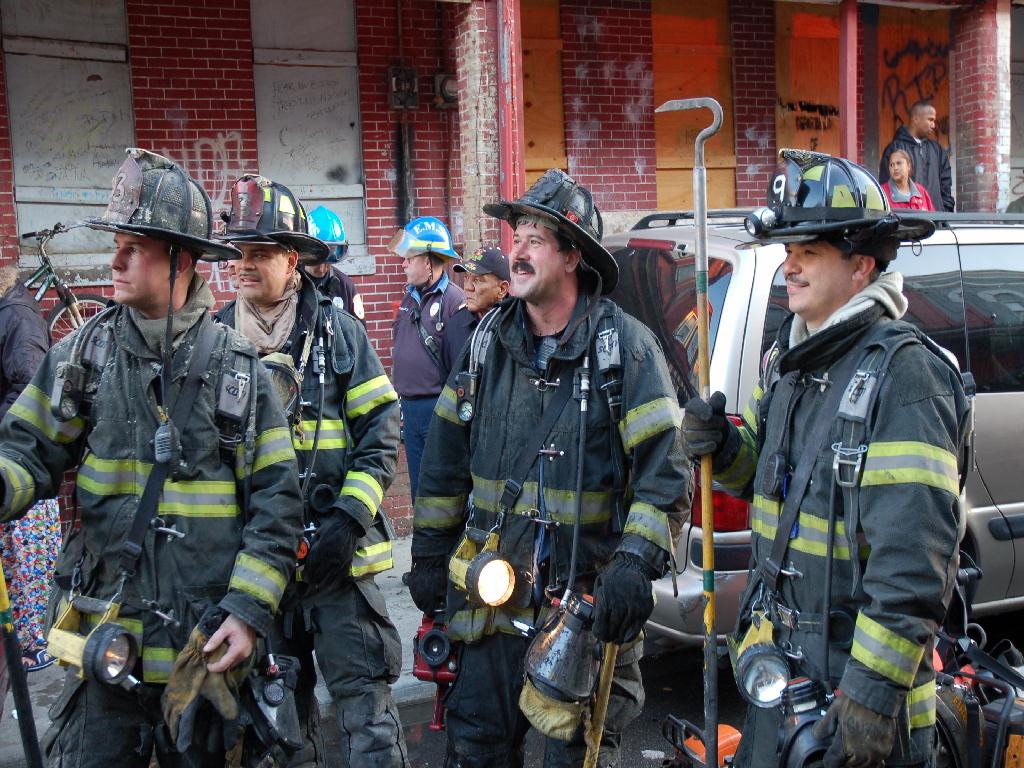 Members of Ladder Company 3 and Engine 9 at 2-Alarm Fire, 418 Grant Street, North Camden — December 1, 2007