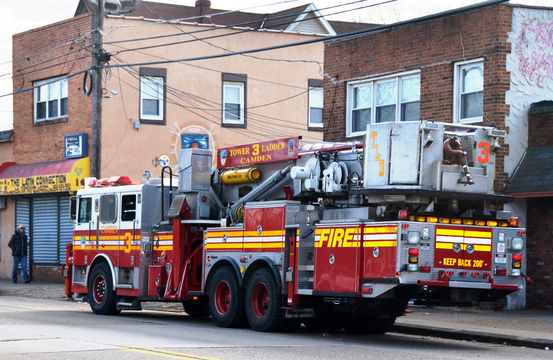 Ladder Company 3 on Federal Street — December 14, 2011