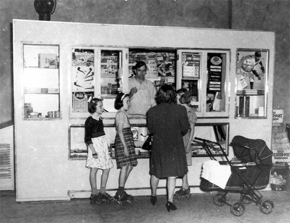 Mr. Sample's candy stand at Westfield Acres, 1938