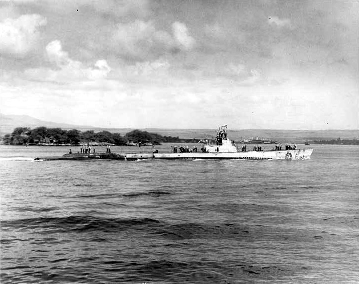 USS Albacore (SS-218) leaving for patrol at Pearl Harbor
