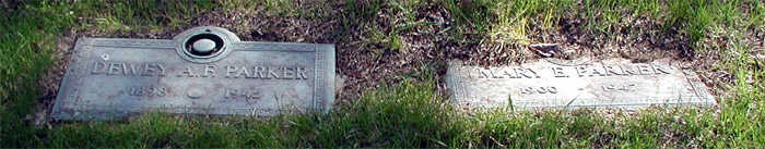 Grave marker for A. Fletcher 'Dewey' Parker at Locustwood Cemetery