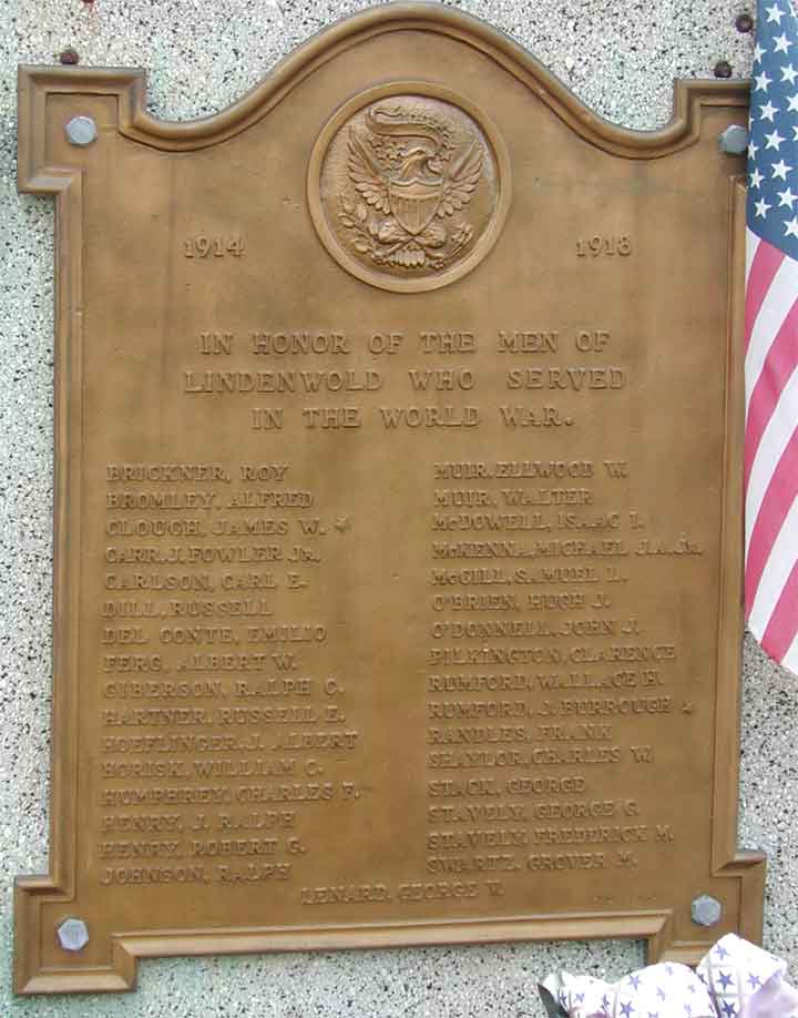Lindenwold World War I Memorial — In Honor Of The Men Of Lindenwold Who Served In The World War