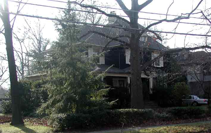 4 Church Road, Merchantville NJ, home of Philip Coates Walton and his family