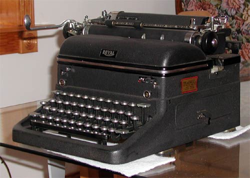 Antonio Mecca's typewriter, July 10, 2004