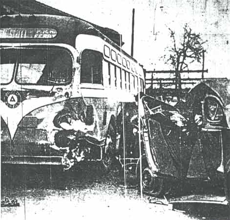 Scene of the collision between Acting Chief Pfefferle's car and a Public Service bus at Sixteenth and Federal streets, April 1948
