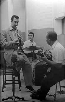 Buddy DeFranco performing with Lewis Bellson and Herb Ellis