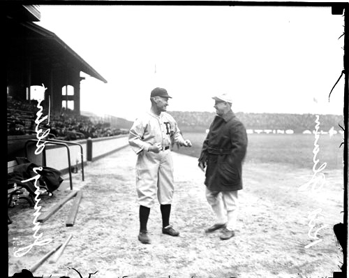 Kid Gleason (right) with Hughie Jennings, 1920