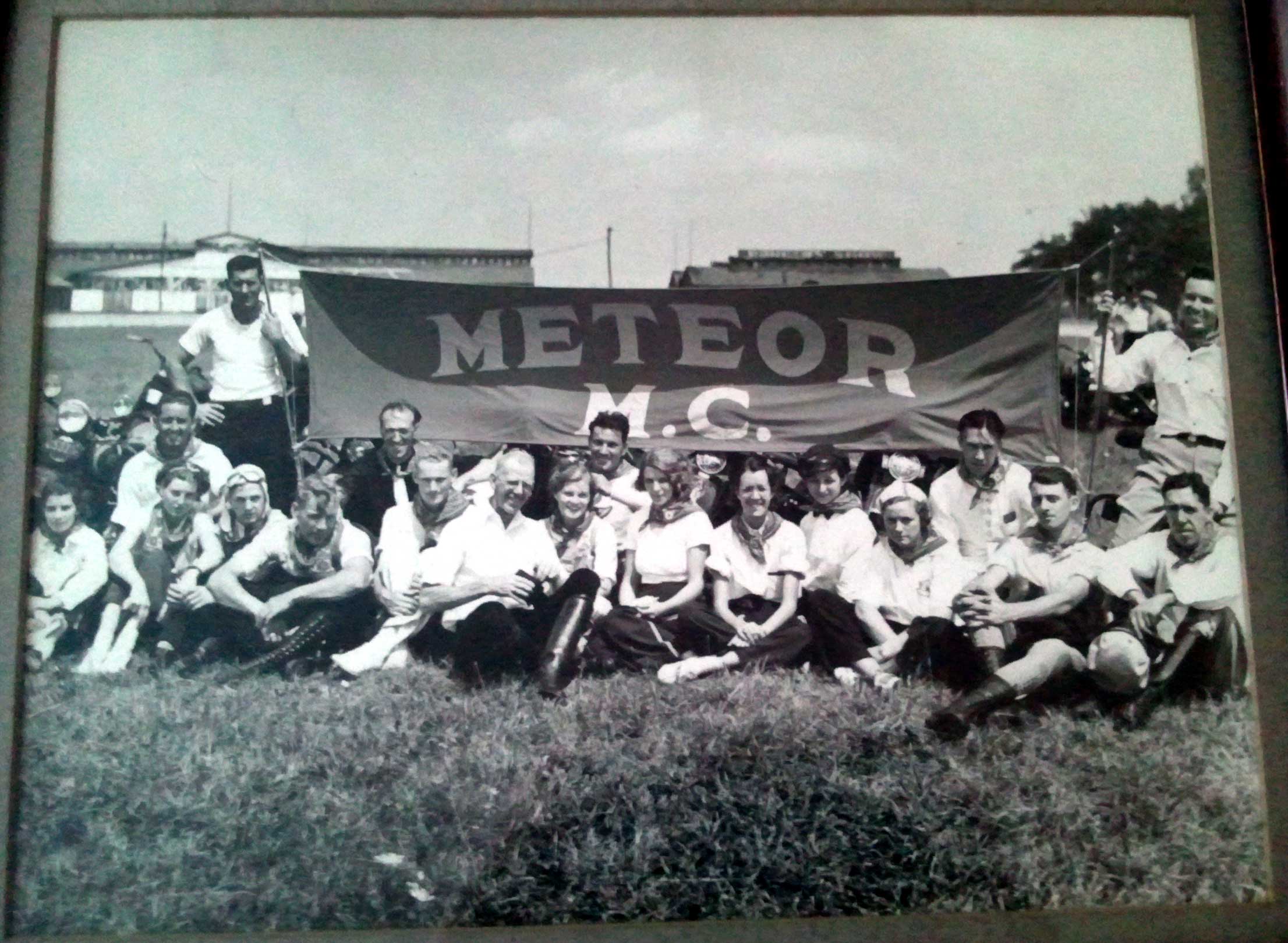 Meteor Motorcycle Club — Frank DeViney seated, 3rd from right; Myrtle DeViney in front of him