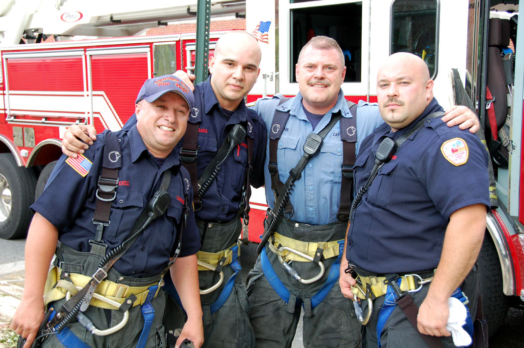 Ladder 1: Pete Perez, Andy Delgado, Joel Bain, Al Plaza