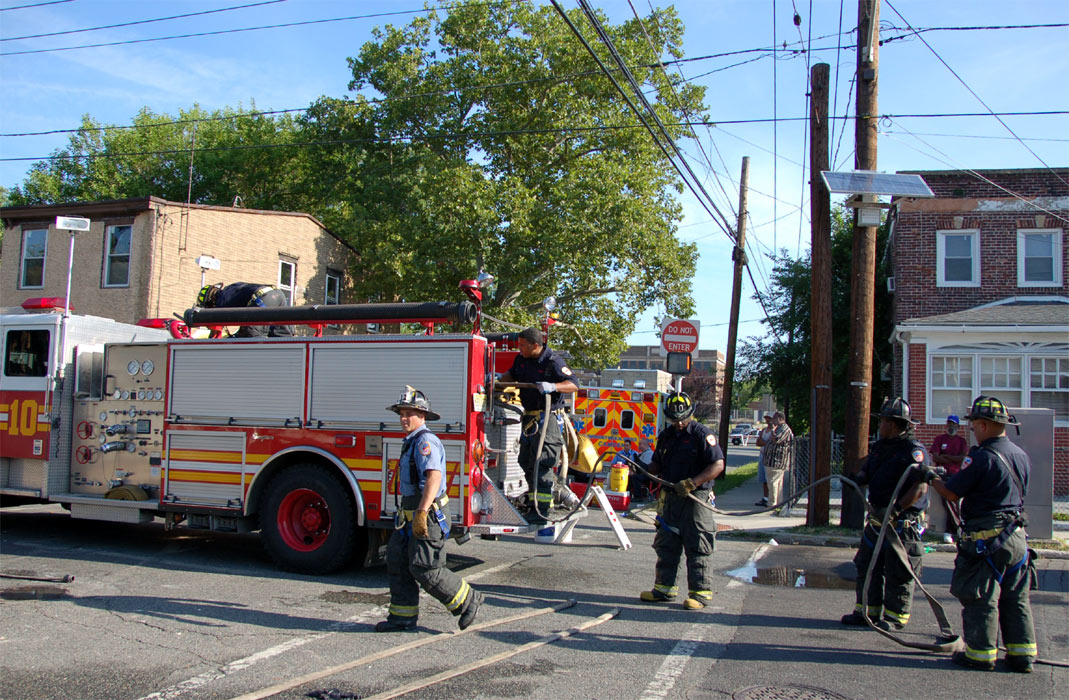 Fire at 876 Fairview Street