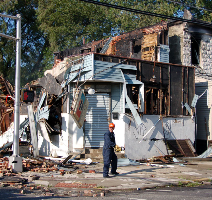 876 Fairview Street, July 2, 2011